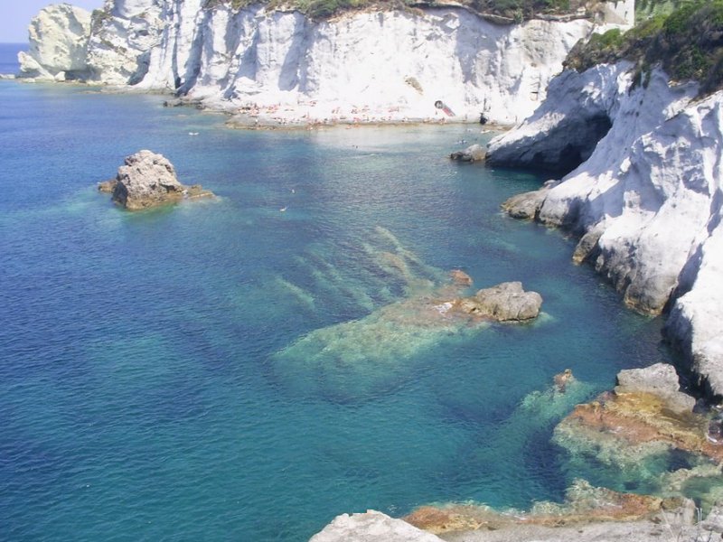 NOLEGGIO BARCA CON SKIPPER – CIRCEO – PONZA – PISCINE NATURALI